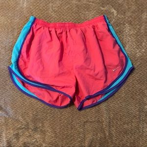 Nike women’s running short